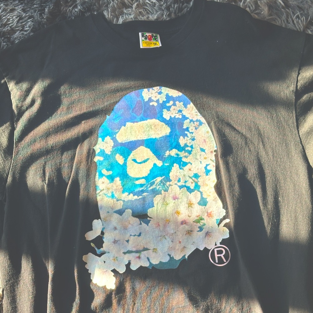 Supreme and Bape T-shirts for sale Cheap!!!
